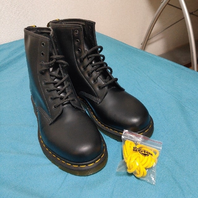 Dr.Martens(ドクターマーチン)のDr.Martens 8ホール 1460  28cm　ドクターマーチン メンズの靴/シューズ(ブーツ)の商品写真