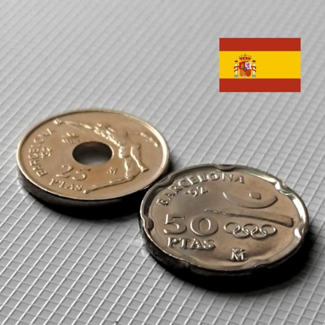 スペイン 旧硬貨 50・25ペセタ バルセロナオリンピック ２枚セットの通販 by しろくま｜ラクマ