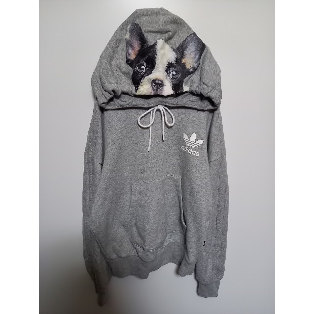 adidas(アディダス)のアディダス×リタオラ　コラボパーカー　犬フード レディースのトップス(パーカー)の商品写真