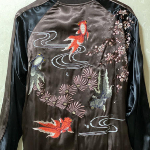 花旅楽団　リバーシブル　スカジャン　桜と金魚 刺繍 レディースのジャケット/アウター(スカジャン)の商品写真