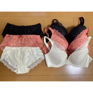 アモスタイル(AMO'S STYLE)のアモスタイル　byトリンプ　ブラ&ショーツセット【引越しの為、値下げ致します！】(ブラ&ショーツセット)