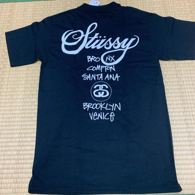 STUSSY(ステューシー)のstussy world tour Tシャツ メンズのトップス(Tシャツ/カットソー(半袖/袖なし))の商品写真