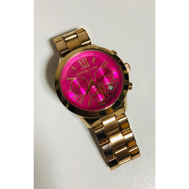 【電池新品の美品】マイケルコースのクロノグラフ腕時計☆ゴールド×ピンク☆