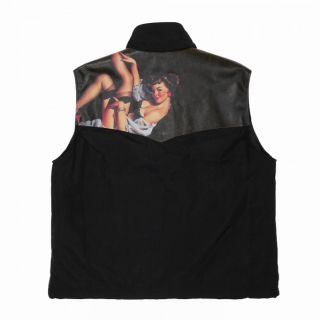 アンユーズド(UNUSED)のDAIRIKU  pinup girl batting nylon vest(ダウンベスト)