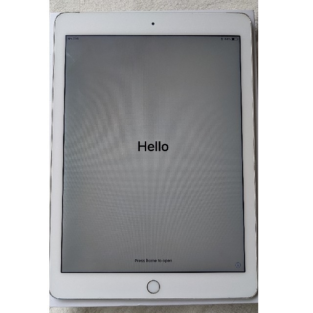 iPad(アイパッド)のau版 ipad air2 64GB　シルバー スマホ/家電/カメラのPC/タブレット(タブレット)の商品写真