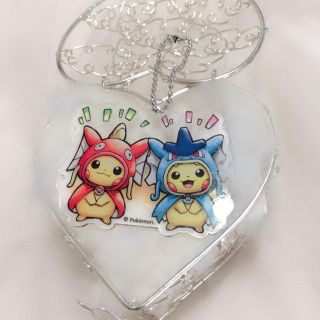 ポケモン(ポケモン)の𓊆 ポケモンアクリルキーホルダー ピカチュウ ポンチョ𓊇 (キーホルダー)