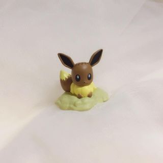 ポケモン(ポケモン)の𓊆 ポケモン おすわりイーブイ フィギュア𓊇 (フィギュア)