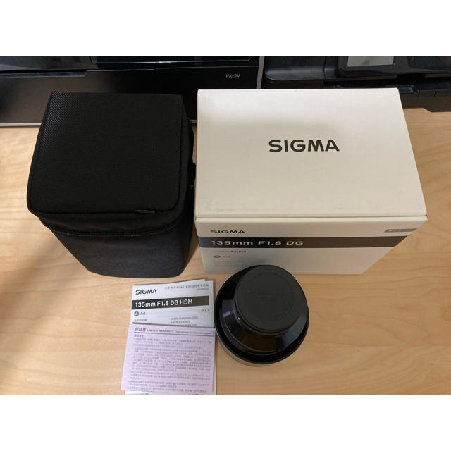 新到着 SIGMA ソニーEマウント HSM DG F1.8 135mm 【美品】SIGMA - レンズ(単焦点)