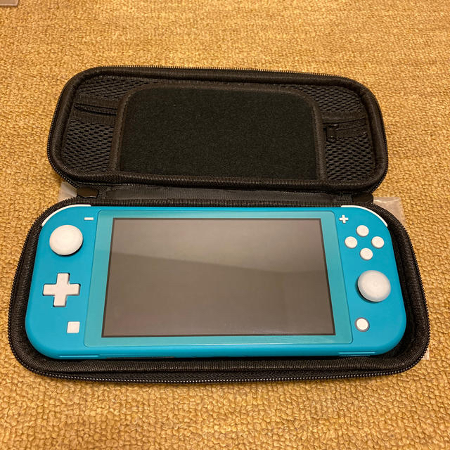 Nintendo Switch(ニンテンドースイッチ)のNintendo Switch  Lite ターコイズ　中古品 エンタメ/ホビーのゲームソフト/ゲーム機本体(携帯用ゲーム機本体)の商品写真