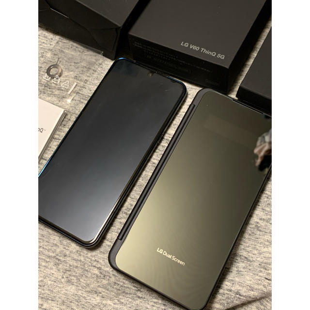 LG Electronics - LG V60 ThinQ 5G SIMロック解除済み dualscreen付き LG Electronics - LG V60 ThinQ 5G SIMロック解除済み dualscreen付き