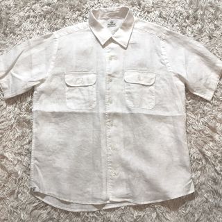 ビームス(BEAMS)の【新品】リネン100% 半袖シャツ 麻 白シャツ メンズ(シャツ)