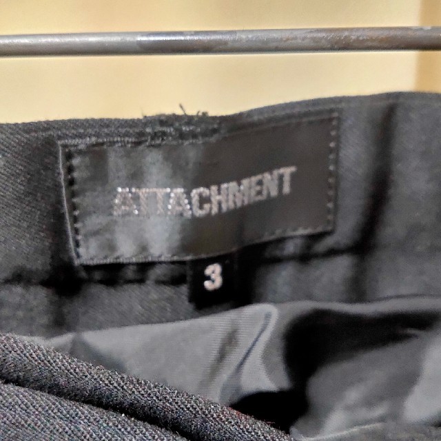 ATTACHIMENT(アタッチメント)の[美品]ATTACHMENT スラックス パンツ アタッチメント メンズのパンツ(スラックス)の商品写真