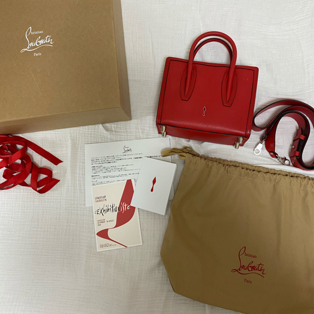 Christian Louboutin(クリスチャンルブタン)のChristian Louboutin Paloma small レディースのバッグ(ハンドバッグ)の商品写真