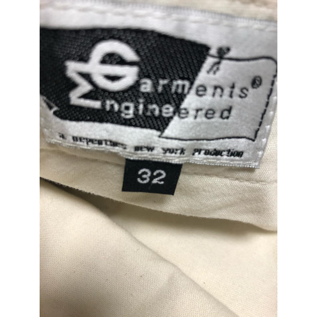 Engineered Garments(エンジニアードガーメンツ)のEngineered Garments ハイビスカス柄ショーツ サイズ32 メンズのパンツ(ショートパンツ)の商品写真