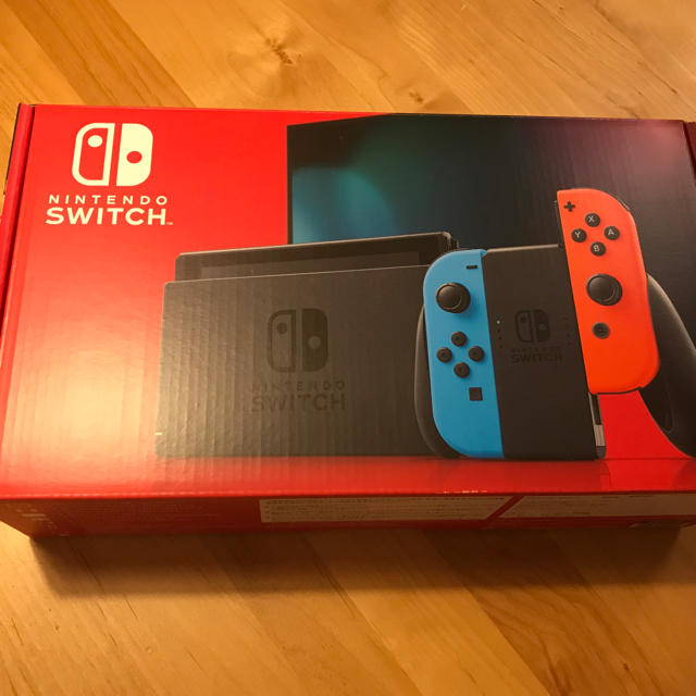 Switch 本体　ネオンレッドブルー　新品未開封