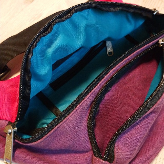 CHUMS(チャムス)のCHUMS ボディバッグ ピンク×紫 レディースのバッグ(ボディバッグ/ウエストポーチ)の商品写真