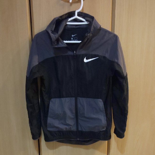 NIKE(ナイキ)のameri様専用 キッズ/ベビー/マタニティのキッズ服男の子用(90cm~)(ジャケット/上着)の商品写真