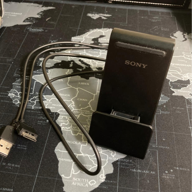 WALKMAN(ウォークマン)のSONY ウォークマン専用スタンド STD-NWU10  スマホ/家電/カメラのオーディオ機器(その他)の商品写真