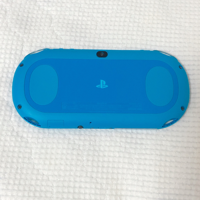 PS Vita pch-2000 1