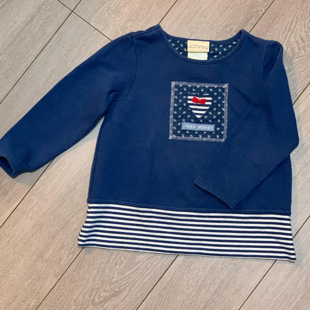 LAURA ASHLEY(ローラアシュレイ)のLAURA ASHLEY女の子 キッズ/ベビー/マタニティのキッズ服女の子用(90cm~)(Tシャツ/カットソー)の商品写真