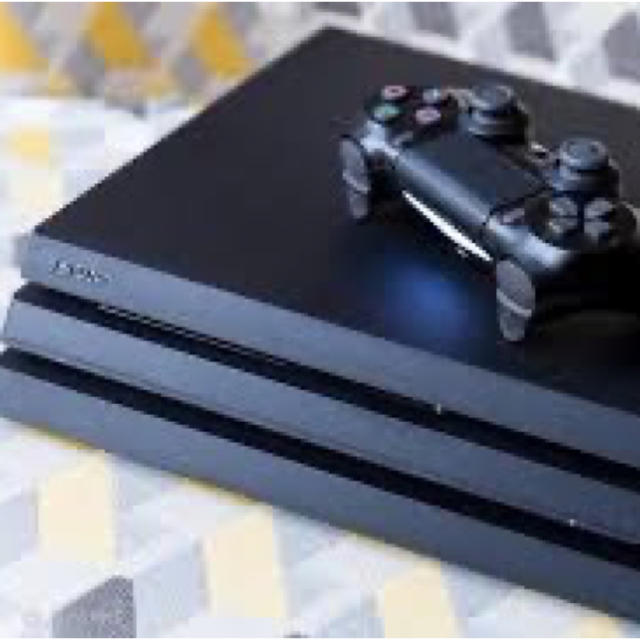 PlayStation4(プレイステーション4)のPlayStation 4 Pro エンタメ/ホビーのゲームソフト/ゲーム機本体(家庭用ゲーム機本体)の商品写真