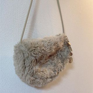 ツモリチサト(TSUMORI CHISATO)の週末限定お値引き♪ ツモリチサト　ショルダーバッグ　ファー　(ショルダーバッグ)