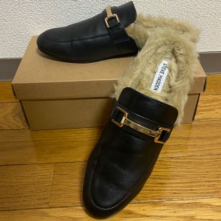 Steve Madden ファー　フラット　ミュール　サンダル　Gucci  似(サンダル)