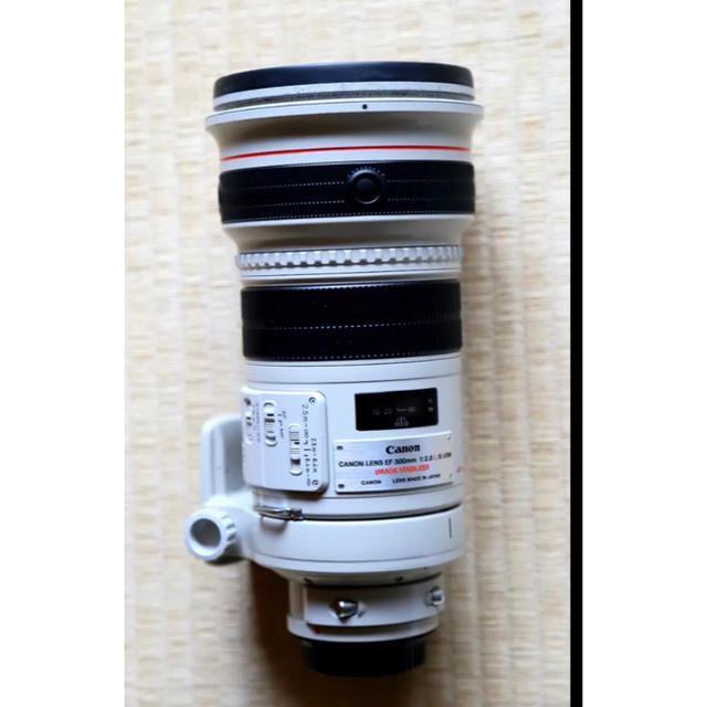 Canon(キヤノン)のEF300mm F2.8L IS USM キャノン　サンニッパ　単焦点 スマホ/家電/カメラのカメラ(レンズ(単焦点))の商品写真