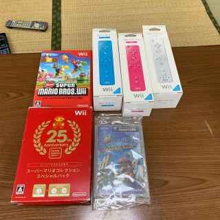 ウィー(Wii)のwiiリモコン三本、NSMBW、スーパーマリオコレクション(家庭用ゲームソフト)