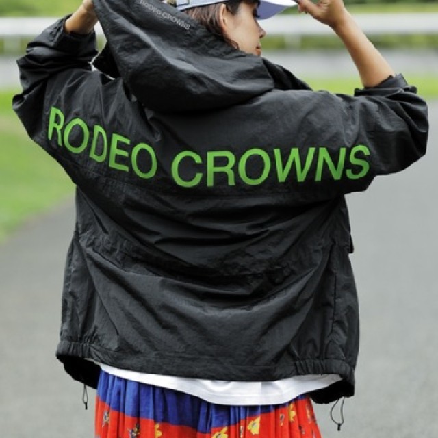 RODEO CROWNS WIDE BOWL(ロデオクラウンズワイドボウル)の新品(男女兼用)ブラック※早い者勝ちノーコメント即決しましょう。コメントやめよう レディースのジャケット/アウター(ナイロンジャケット)の商品写真