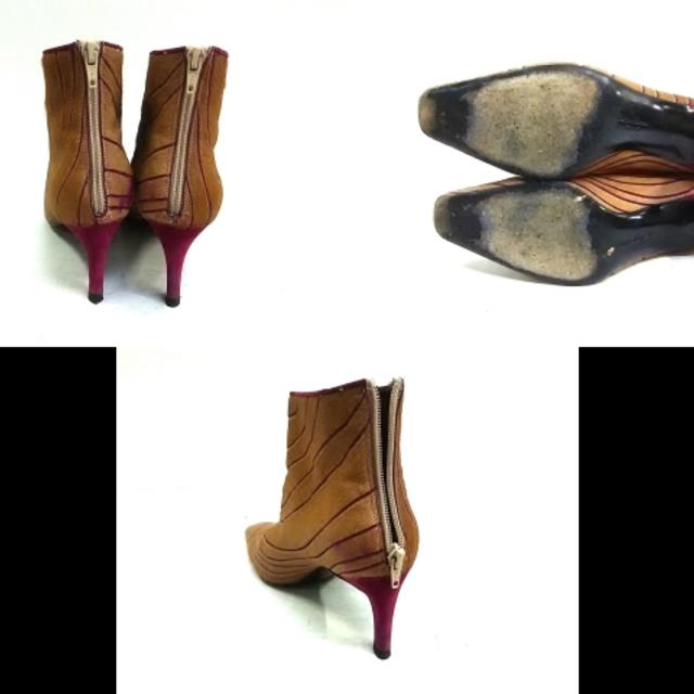 Salvatore Ferragamo(サルヴァトーレフェラガモ)のサルバトーレフェラガモ ショートブーツ - レディースの靴/シューズ(ブーツ)の商品写真