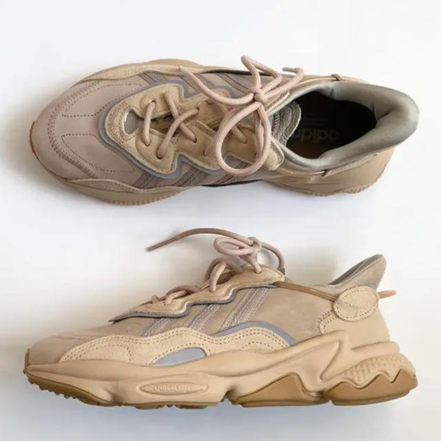 未開封新品　オズウィーゴ　adidas OZWEEGO