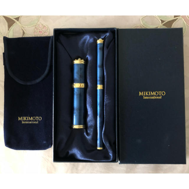 MIKIMOTO(ミキモト)の【専用出品】MIKIMOTO  ミキモト　アトマイザー ＆ リップブラシ セット コスメ/美容のキット/セット(コフレ/メイクアップセット)の商品写真