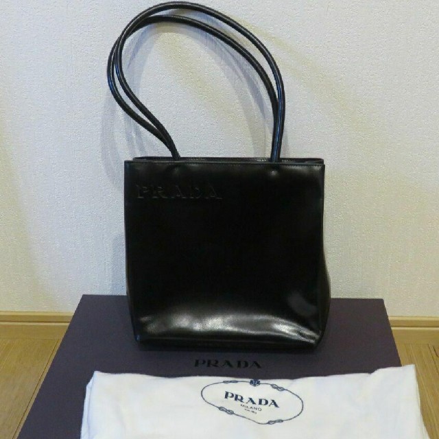 PRADA(プラダ)のプラダ　ハンドバッグ　中古　黒 レディースのバッグ(ハンドバッグ)の商品写真