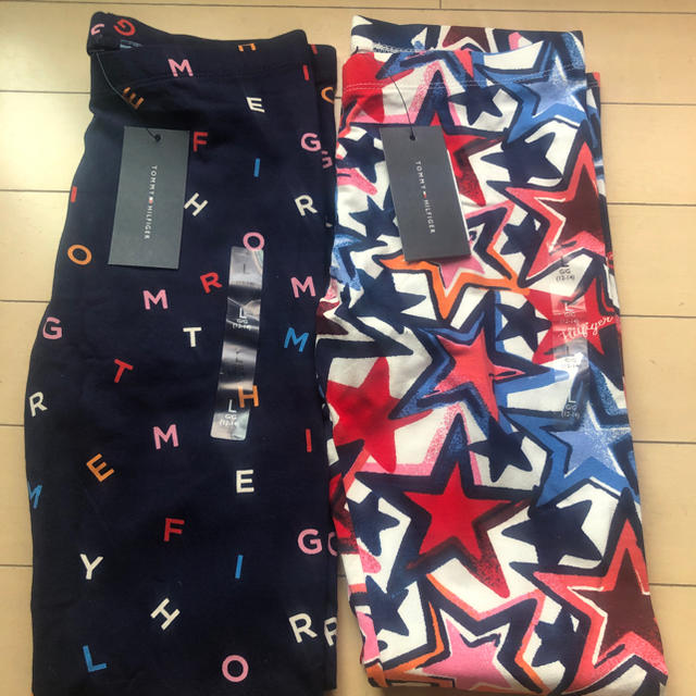 TOMMY HILFIGER(トミーヒルフィガー)の新品タグつき　トミーTommy 総ロゴ　レギンスパンツ２本セット キッズ/ベビー/マタニティのキッズ服女の子用(90cm~)(パンツ/スパッツ)の商品写真