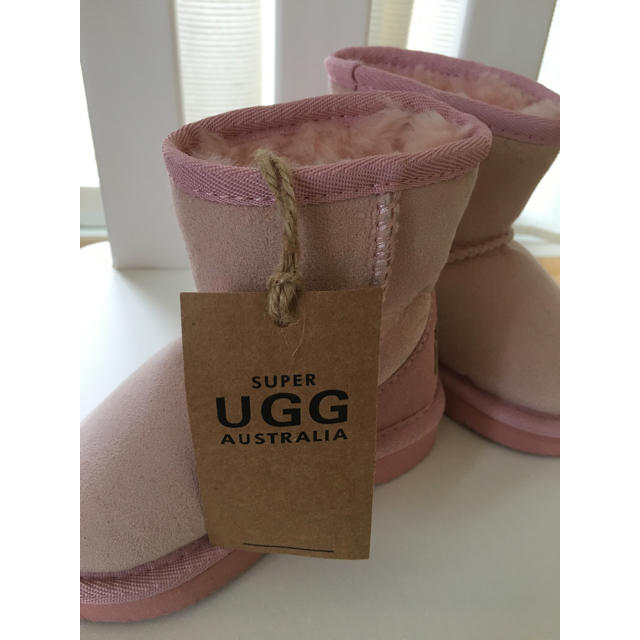 UGG(アグ)のriri様専用 キッズ/ベビー/マタニティのベビー靴/シューズ(~14cm)(ブーツ)の商品写真