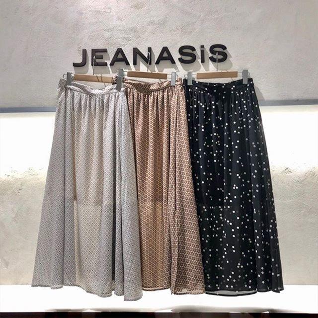 JEANASIS(ジーナシス)の未使用タグ付き♡ JEANASIS 2019 秋冬 ロングスカート ドット柄 レディースのスカート(ロングスカート)の商品写真