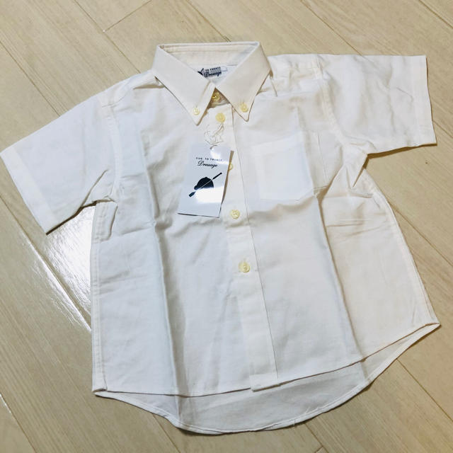 髙島屋(タカシマヤ)の高島屋購入 男児 シャツ 半袖 100 新品　 キッズ/ベビー/マタニティのキッズ服男の子用(90cm~)(ブラウス)の商品写真