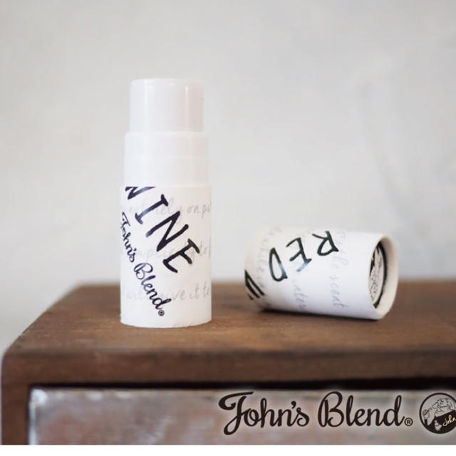ジョンズブレンド　フレグランススティック　ホワイトムスク2個 コスメ/美容の香水(ユニセックス)の商品写真