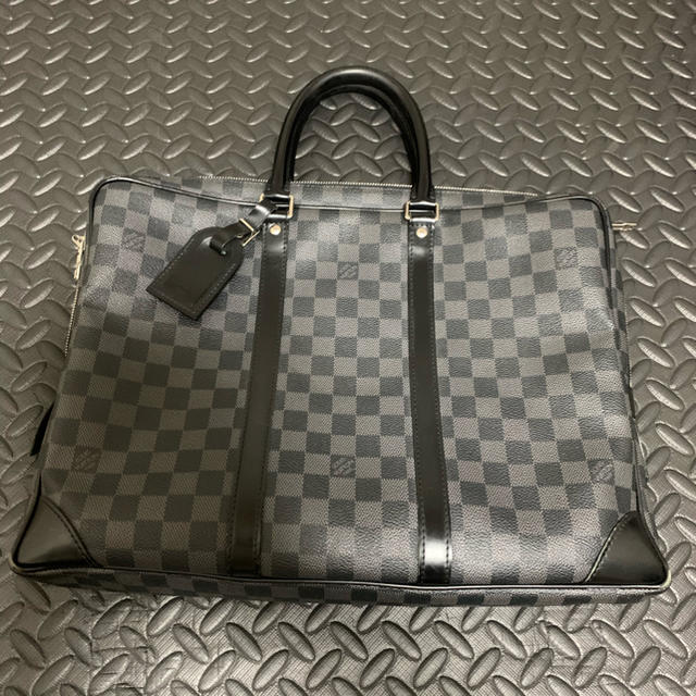 LOUIS VUITTON ビジネスバッグ グラフィット