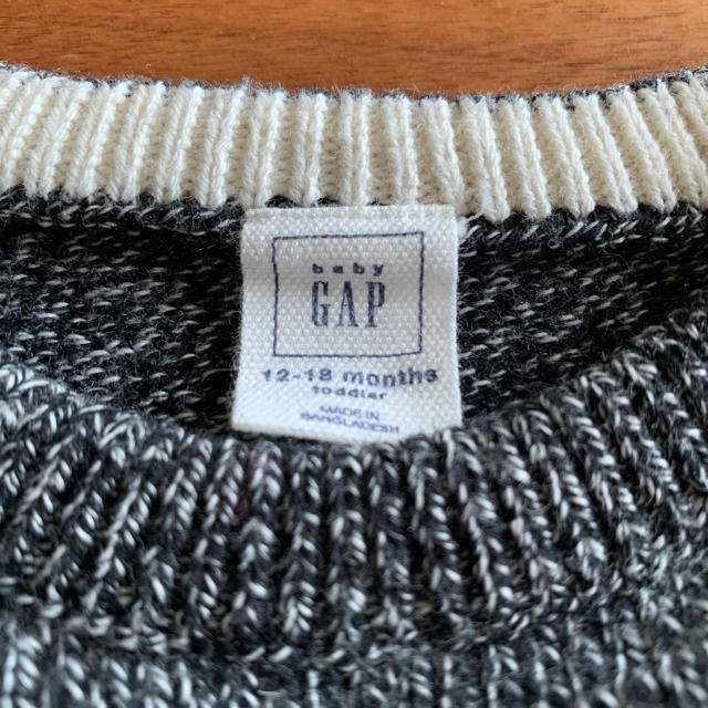 babyGAP(ベビーギャップ)のbaby gap ロングセーター　80 キッズ/ベビー/マタニティのベビー服(~85cm)(ニット/セーター)の商品写真