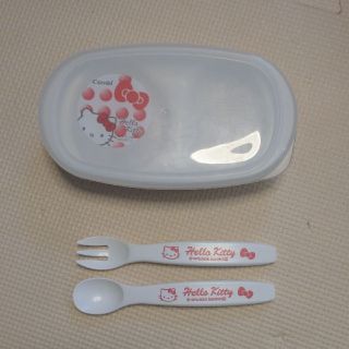 新品combi キティちゃん離乳食食器 スプーン フォーク セット コンビ