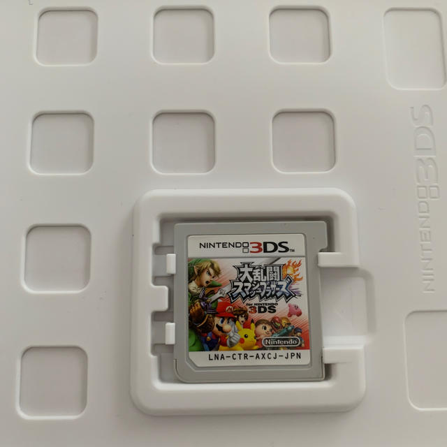 ニンテンドー3DS(ニンテンドー3DS)の大乱闘スマッシュブラザーズ for Nintendo 3DS 3DS エンタメ/ホビーのゲームソフト/ゲーム機本体(携帯用ゲームソフト)の商品写真