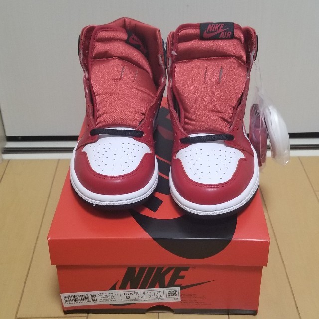 NIKE WMNS AIR JORDAN 1 HIGH OG  サテンレッド