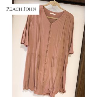 ピーチジョン(PEACH JOHN)のピーチジョン　トップス(カットソー(半袖/袖なし))