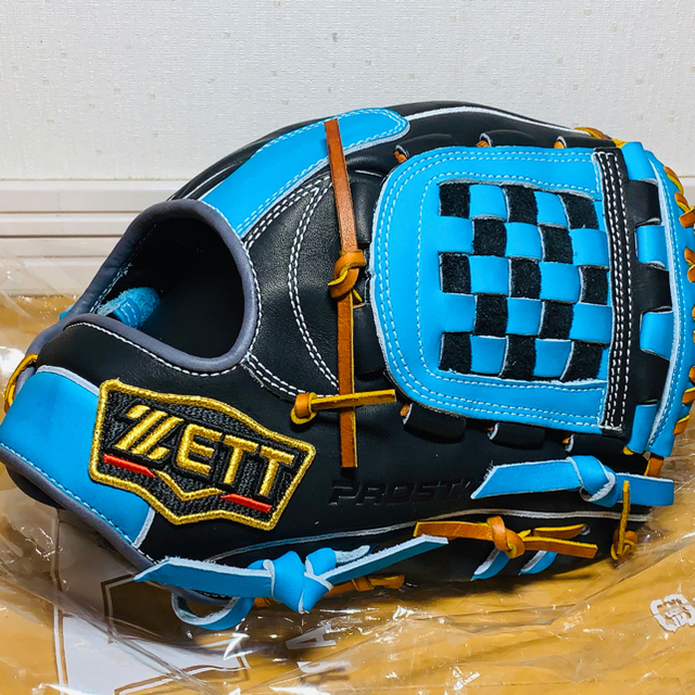 ZETT(ゼット)の限定　ZETT プロステイタス　軟式　グラブ　源田　グローブ スポーツ/アウトドアの野球(グローブ)の商品写真