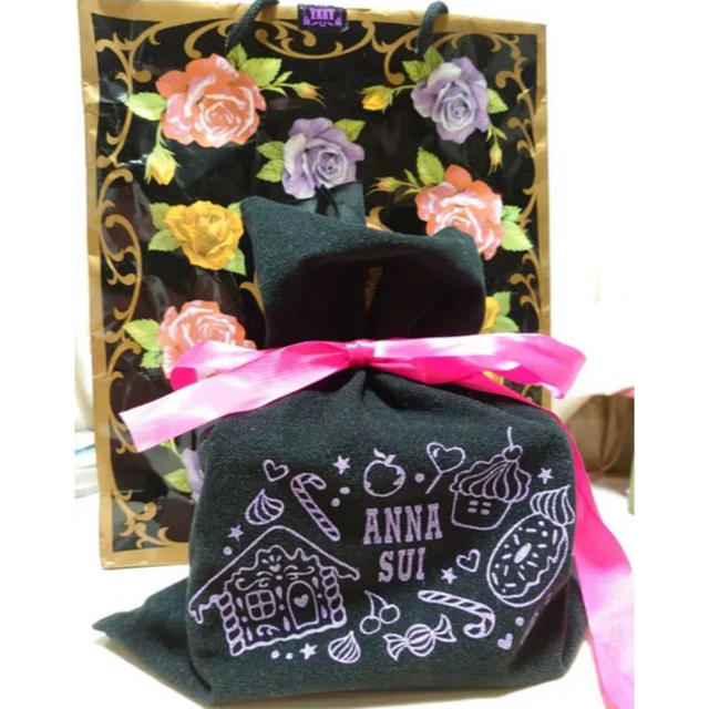 ANNA SUI(アナスイ)のアナスイ　ホリデイ　スイーツ　コレクション　クリスマスコフレ コスメ/美容のベースメイク/化粧品(チーク)の商品写真