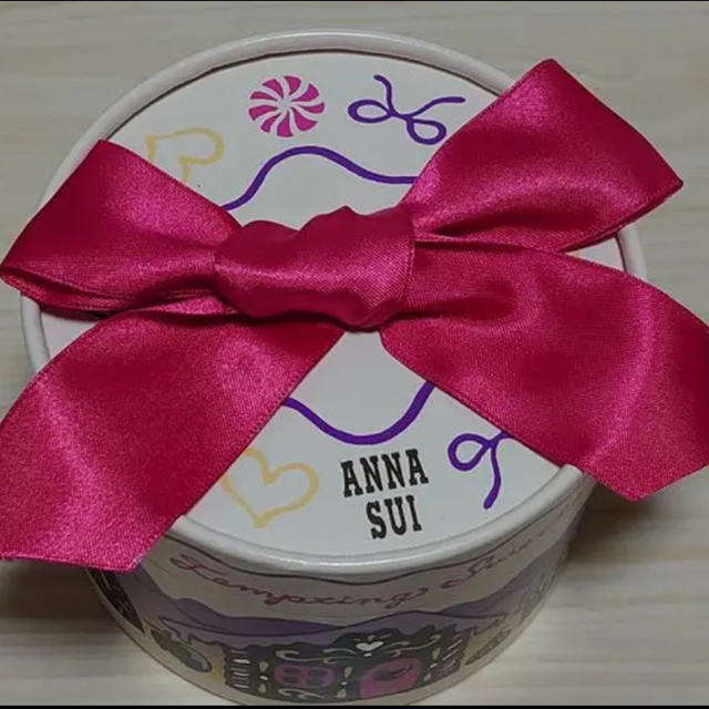 ANNA SUI(アナスイ)のアナスイ　ホリデイ　スイーツ　コレクション　クリスマスコフレ コスメ/美容のベースメイク/化粧品(チーク)の商品写真