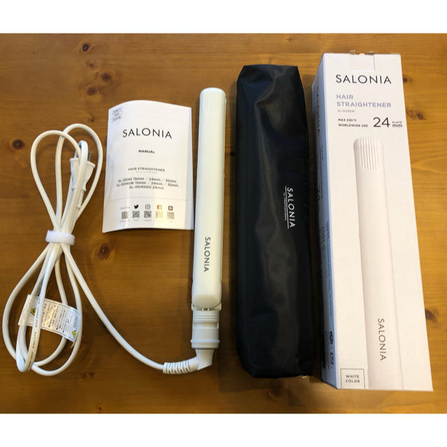 SALONIA ストレートヘアアイロン　24mm サロニア スマホ/家電/カメラの美容/健康(ヘアアイロン)の商品写真