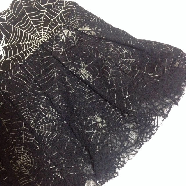 蜘蛛の巣柄 ミニスカート レディースのスカート(ミニスカート)の商品写真